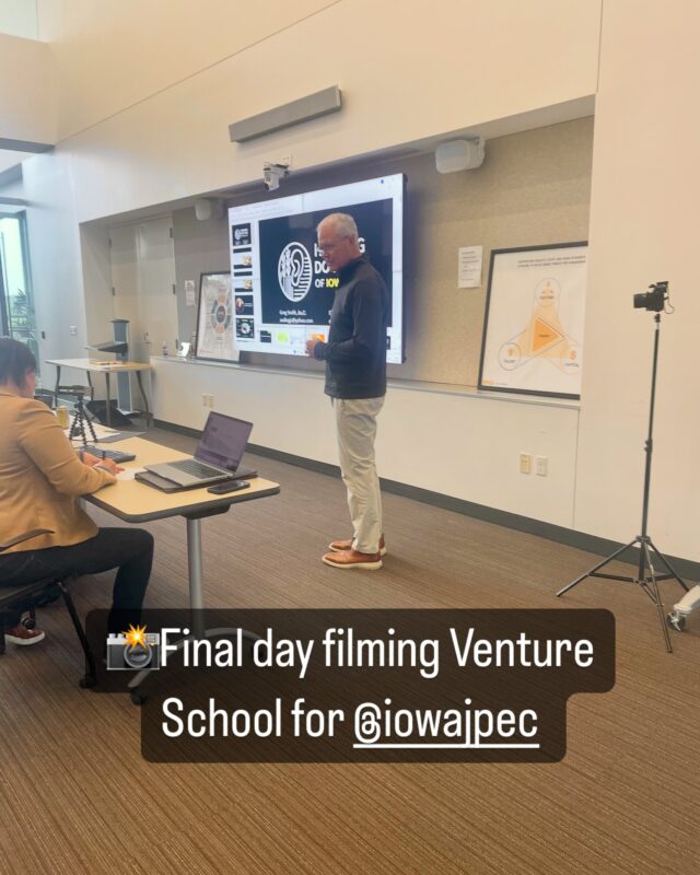Awesome filming great minds at work! Venture School is a terrific opportunity provided by the John Pappajohn Entrepreneurial Center at #universityofiowa 

New video content incoming soon📸🎥

#iowavideographer #iowacity #businessvideographer #startup #storytelling #uiowa